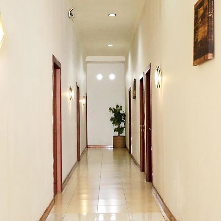 Urbanview Hotel Ratu Elok Syariah Banjarbaru By Reddoorz Martapura  Εξωτερικό φωτογραφία