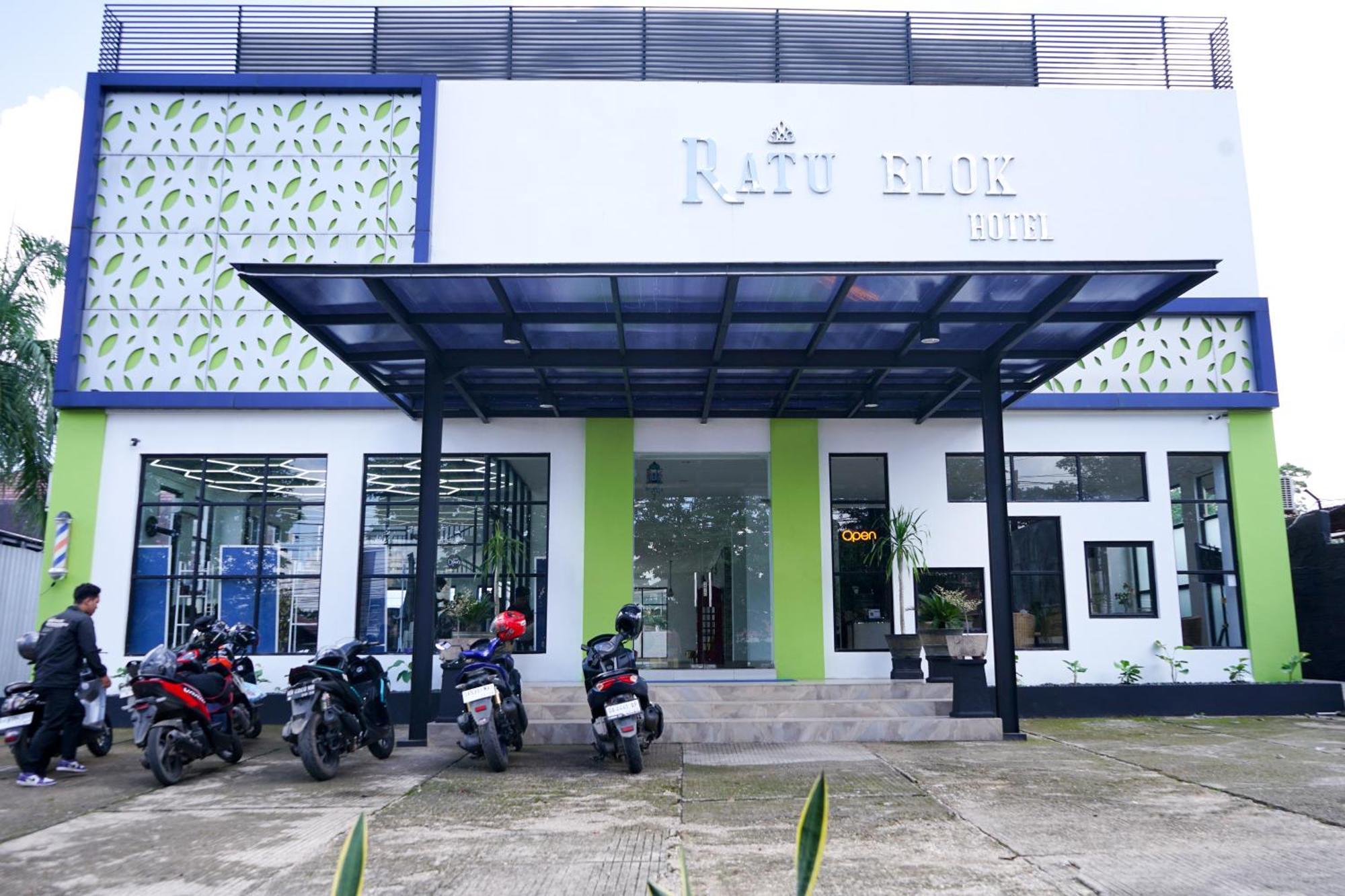 Urbanview Hotel Ratu Elok Syariah Banjarbaru By Reddoorz Martapura  Εξωτερικό φωτογραφία